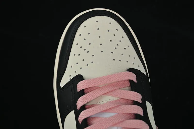 All Categories Nk SB Dunk Series Nk SB Dunk Low Low-top sneakers Nike SB Dunk Low White, black and pink color Low-top casual sneakers DD1391-100